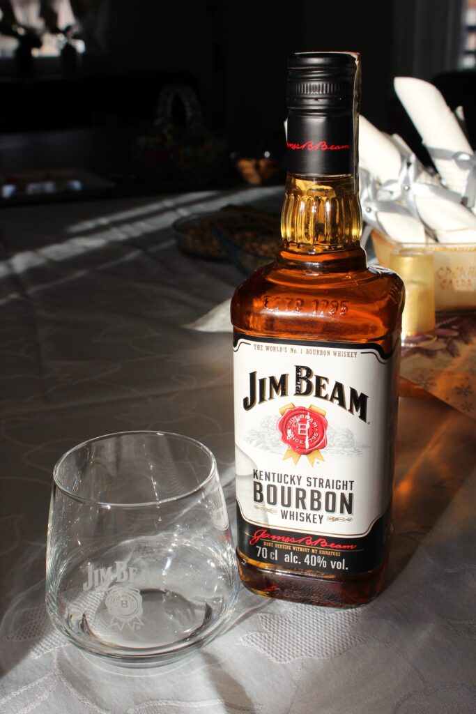 Jim Beam supplier: Moving Spirits offers a wide assortment! 