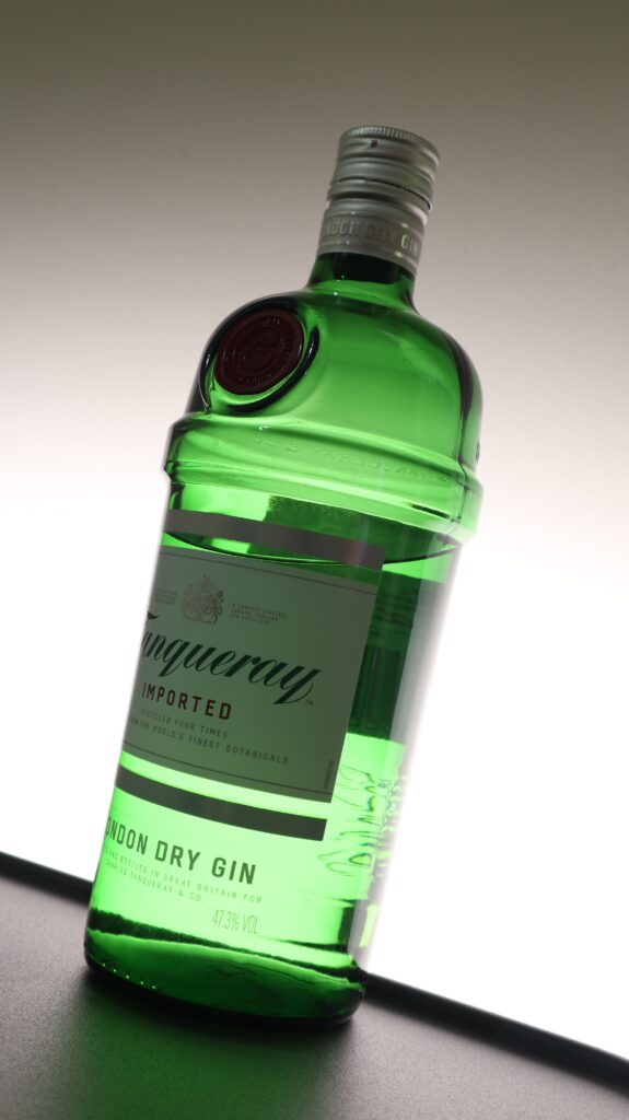 As your Tanqueray supplier, you can be sure that the order process is as convenient as possible to you, due to our Sales Portal. 